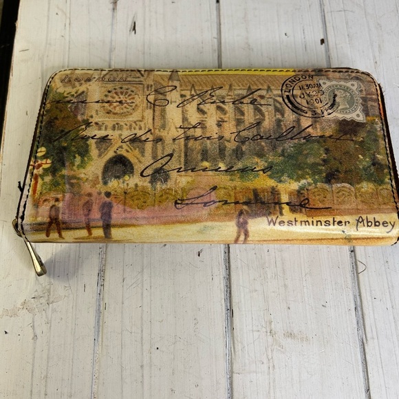Patricia Nash Handbags - Patricia Nash Limited Edition Westminster Abbey Wallet